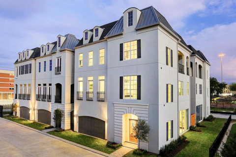 11125 Savannah Woods Lane